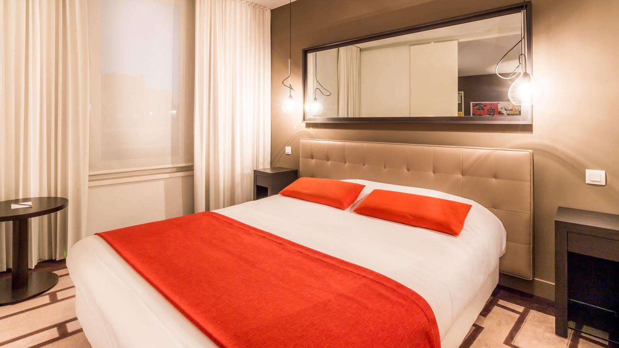 Apart-hotel Adagio Centre 3*
